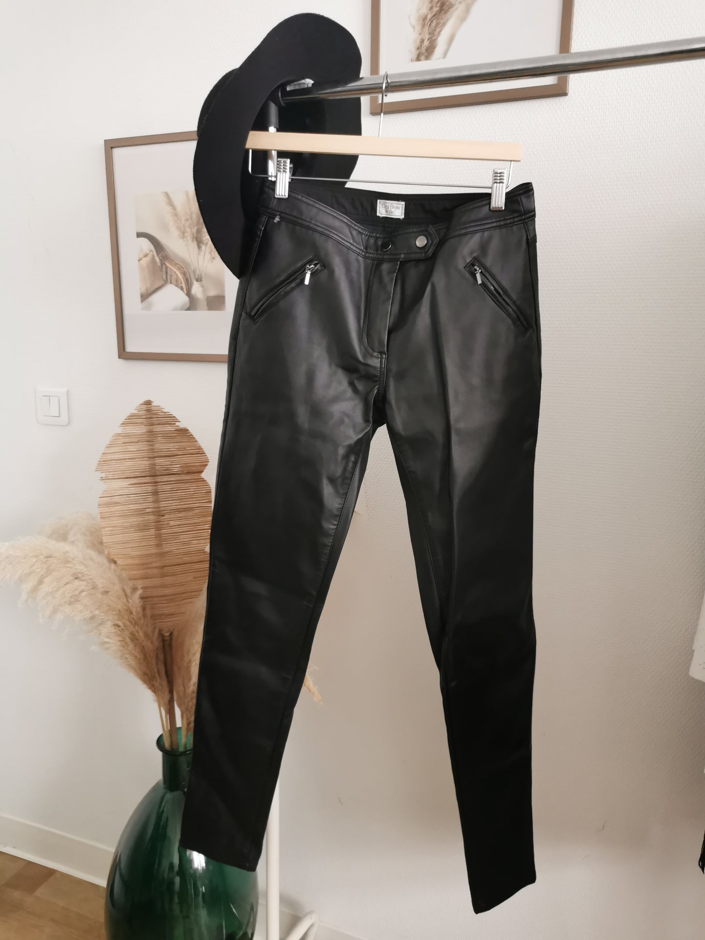 Pantalon noir simili cuir CBLV