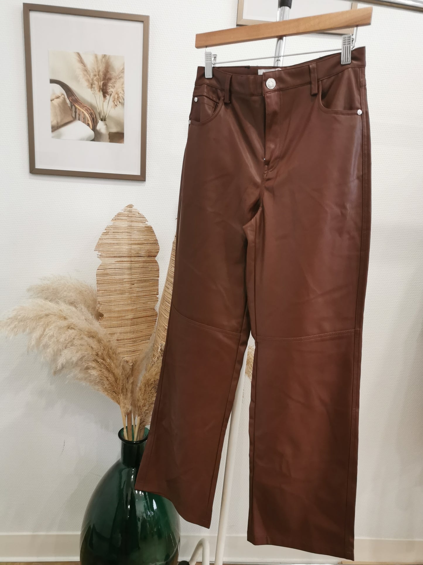 Pantalon simili cuir Bershka